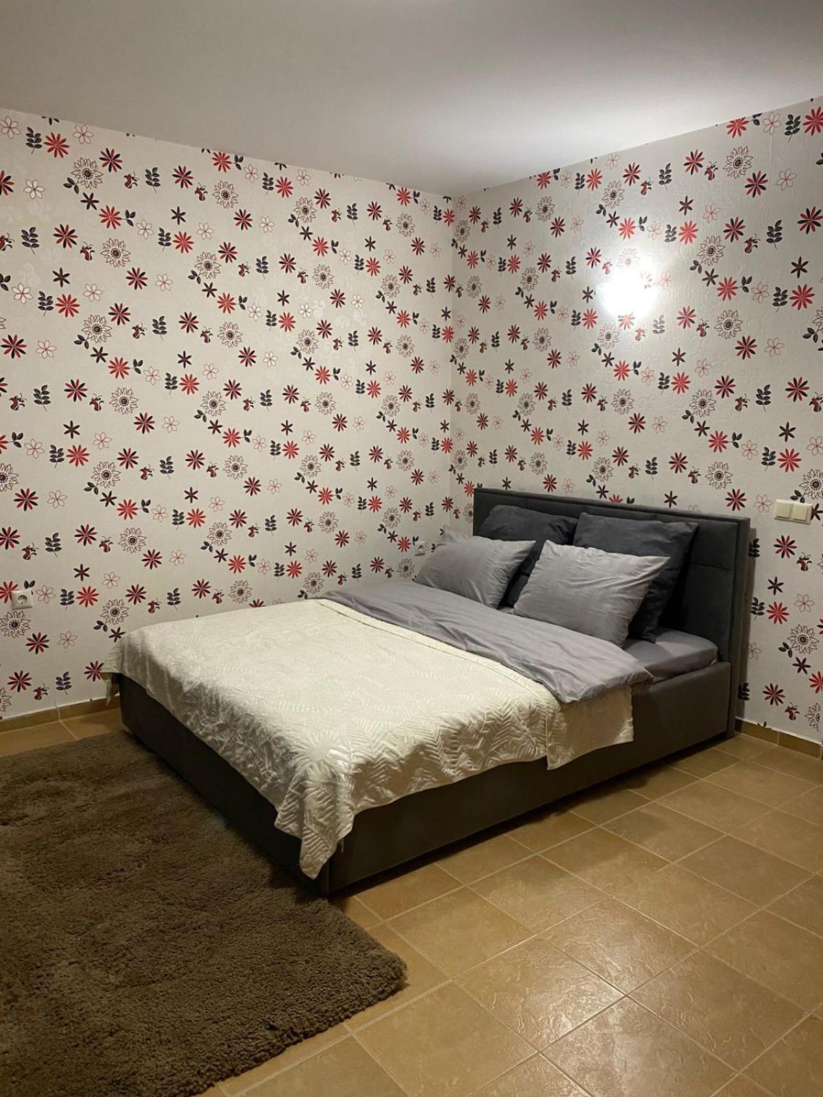Appartamento Flat near the sea Pomorie Esterno foto